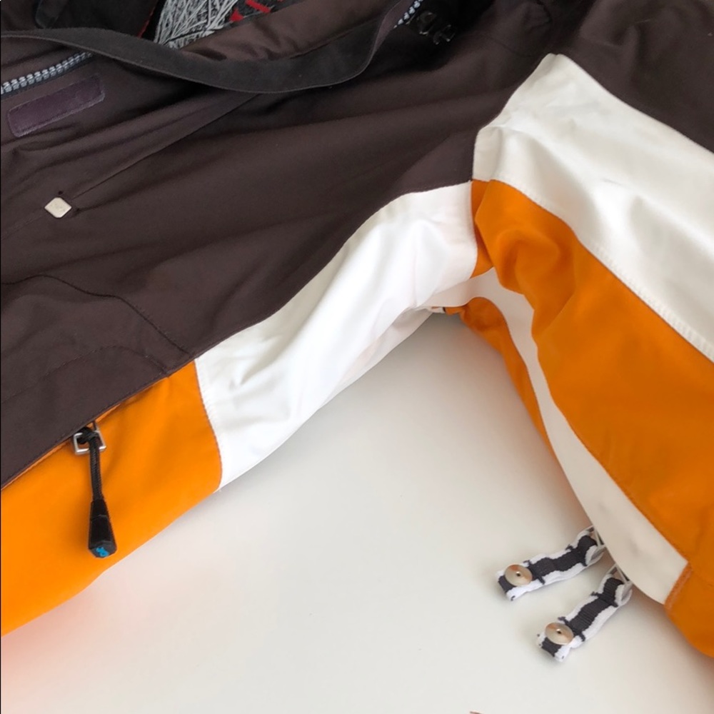 EUC Orage Brown Ski/Snowboarding Jacket - Picture 4 of 15